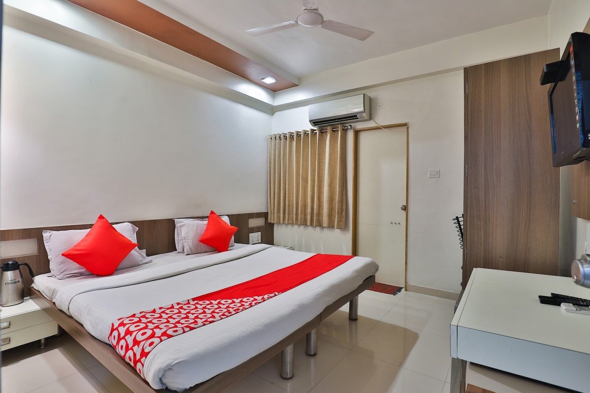 HOTEL PLATINUM (AU$22): 2022 Prices & Reviews (Junagadh, Gujarat, India ...