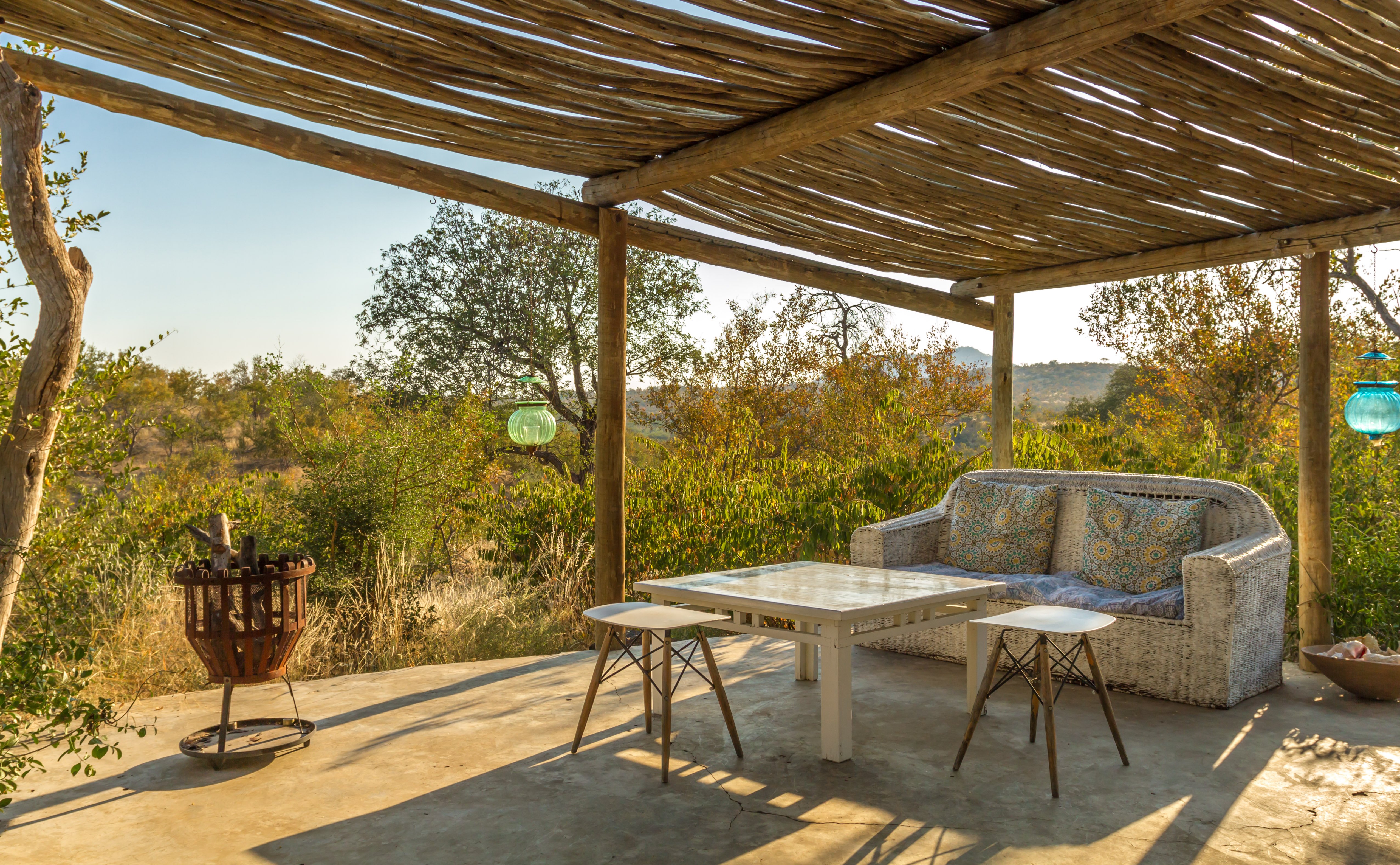 Mbizi Bush Lodge Pool: Pictures & Reviews - Tripadvisor