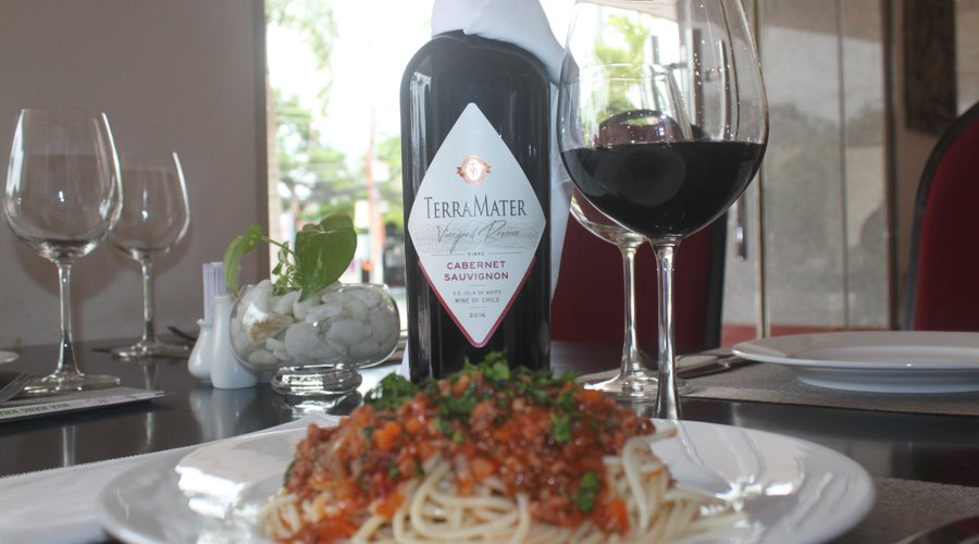 spaghetti bolognese at Basa Restaurant