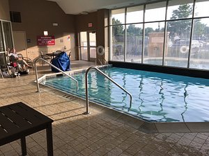 Drury Inn & Suites West Des Moines - Drury Hotels