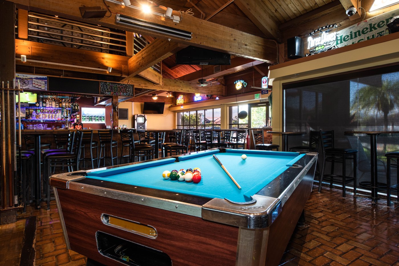 DIAMONDS ICE BAR AND GRILL, Kihei - Menu, Prices & Restaurant Reviews - Tripadvisor