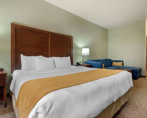 The 10 Closest Hotels To Mitchell Technical Institute Tripadvisor Find Hotels Near Mitchell Technical Institute