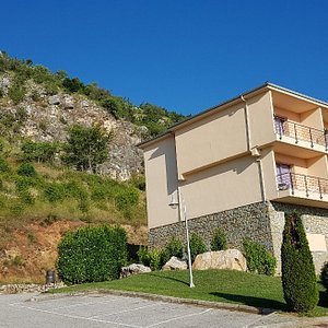 Limneon Resort & Spa in Kastoria