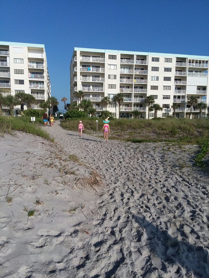 Family Friendly & Right on the Beach - Spacious 3 Bedroom Condo w/ Great  Views! - Cocoa Beach