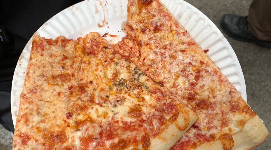 $1.50 FRESH PIZZA, New York City - 473 Lexington Ave, Midtown East 