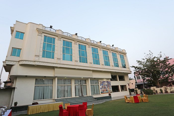 Hotel Suruchi (Gwalior) - Hotel Reviews, Photos, Rate Comparison -  Tripadvisor