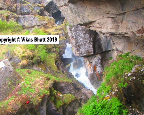 tourist places between rishikesh to badrinath