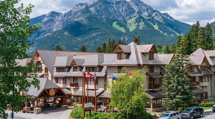 Banff Caribou Lodge & Spa