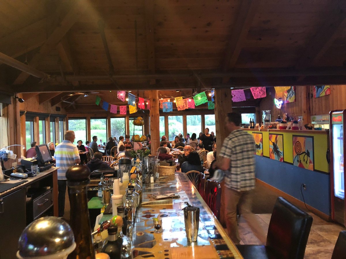 Sunriver's Best Dining Options to Beat the Summer Heat