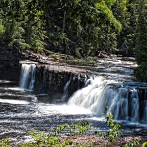 are dogs allowed at porcupine mountains state park