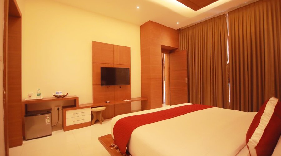 Pioneer Grand Palace (Nagercoil) - 호텔 리뷰 & 가격 비교