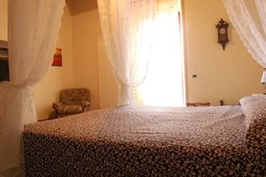 Room & Suite