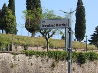 Lungolago Mazzini (Peschiera del Garda) - All You Need to Know BEFORE ...