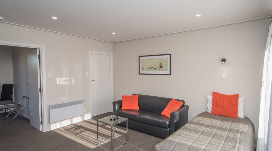 One bedroom unit