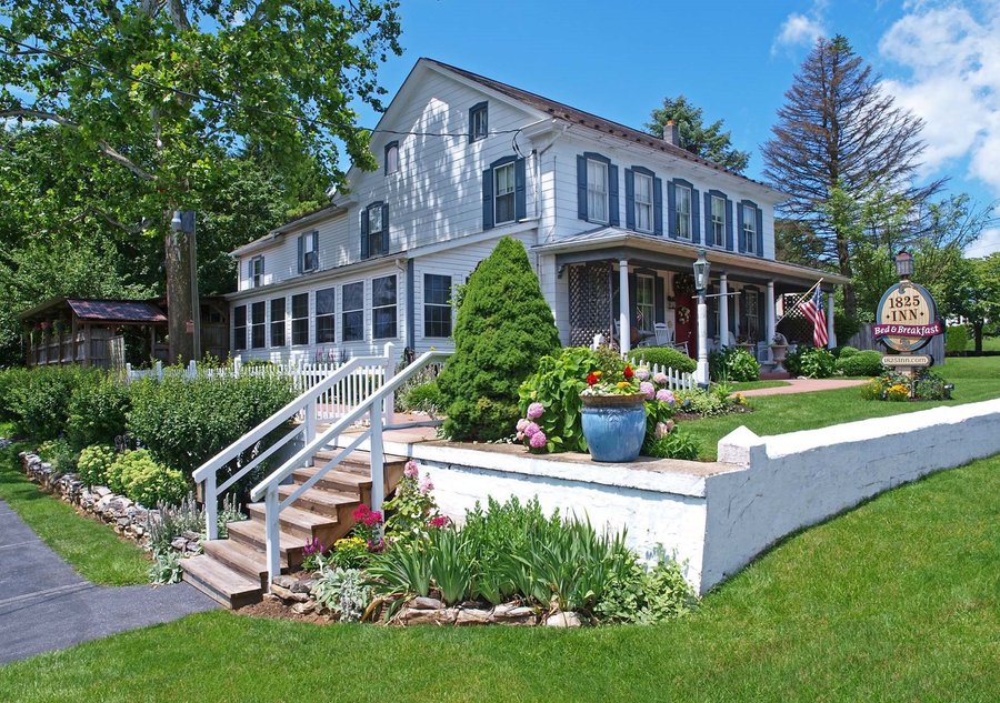 1825 INN BED AND BREAKFAST - Updated 2021 Prices & B&B Reviews (Palmyra ...