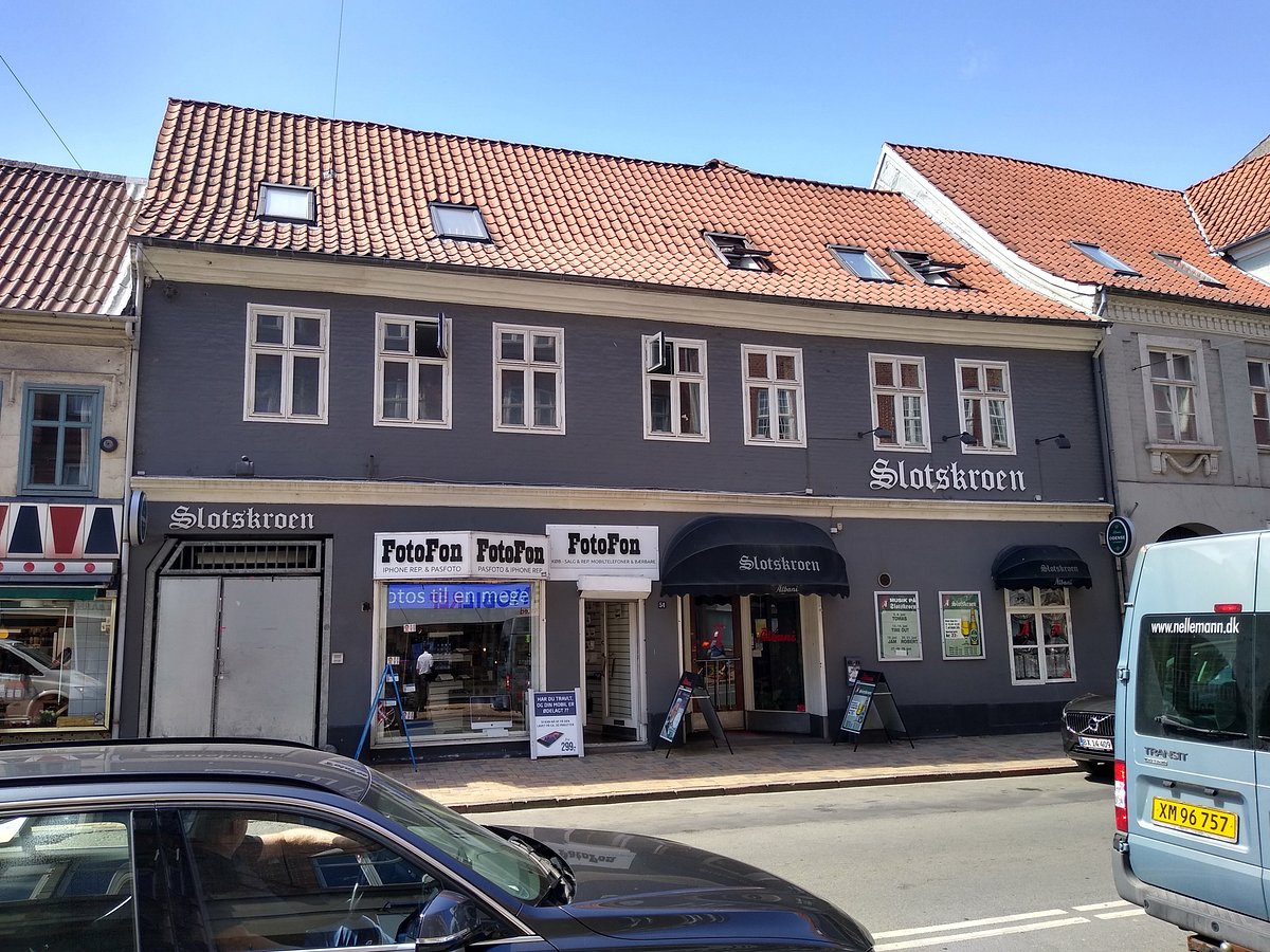 Slotskroen Slotskroen