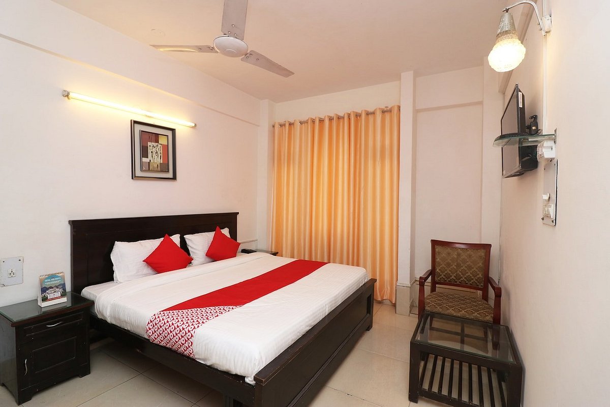 Capital O 27980 Hotel Inderlok, hotel em Rishikesh