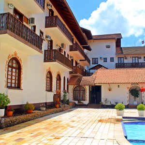 Área das piscinas.