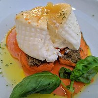 La Burrata Affumicata con Frisella di Canapa