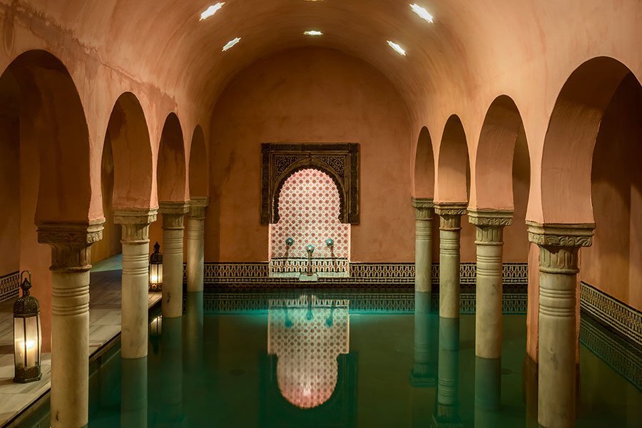 an image of the arab bath located in sevilla