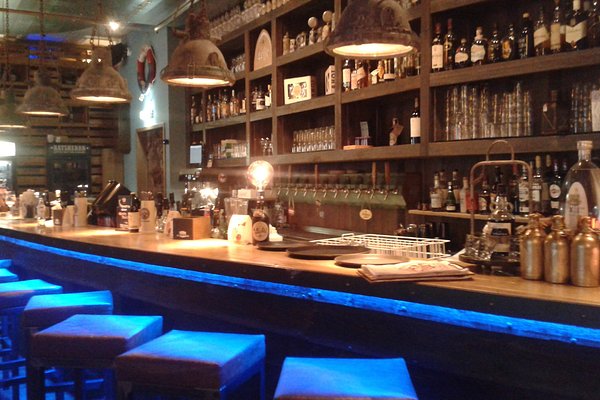 CLOUDS - HEAVEN'S BAR & KITCHEN, Hamburg - St. Pauli - Restaurant Reviews,  Photos & Phone Number - Tripadvisor