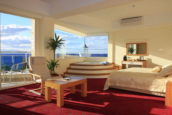 Sealight Resort Hotel Rooms: Pictures & Reviews - Tripadvisor