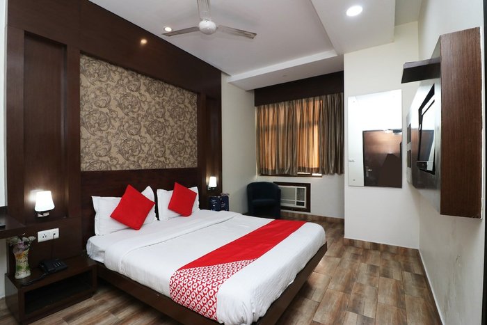 OYO 18753 HOTEL GLANCE INN (New Delhi) - Lodge Reviews & Photos ...