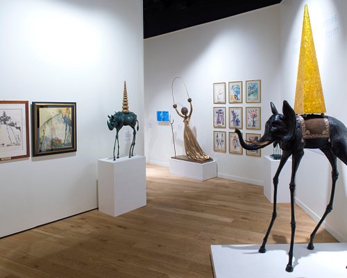art galleries to visit in paris