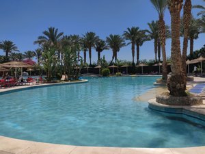 Pool och strand