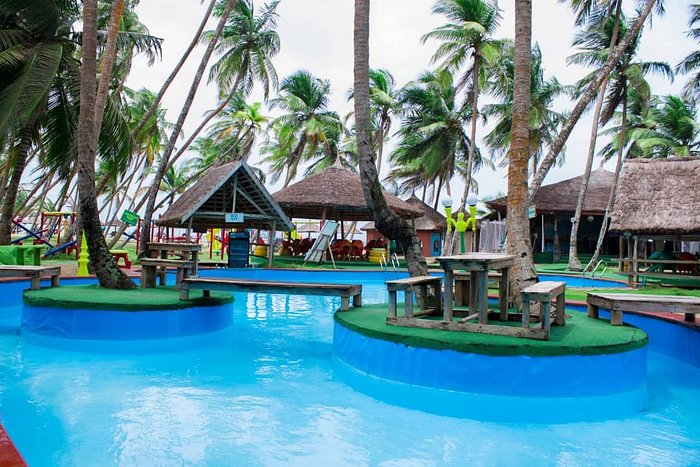 La Campagne Tropicana beach resort