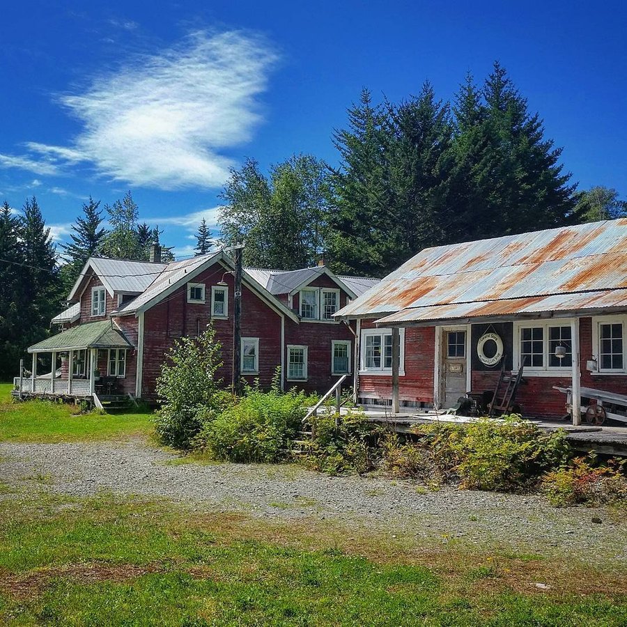 Tallheo Cannery Inn British Columbia Canada