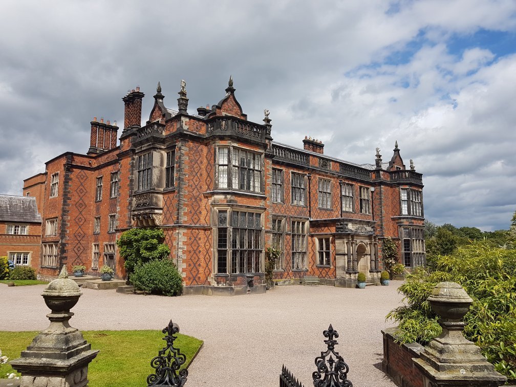 ARLEY HALL AND GARDENS CHESHIRE INGLATERRA