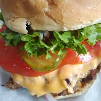 Cheeseburger Deluxe yum!