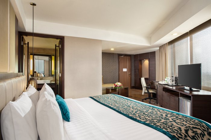 Santika Premiere Bintaro Rooms: Pictures & Reviews - Tripadvisor