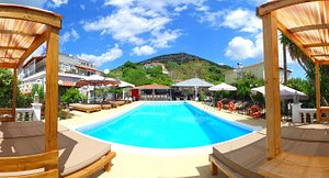 Anthis Studios in Samos, image may contain: Resort, Hotel, Villa, Pool