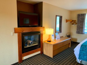Room & Suite