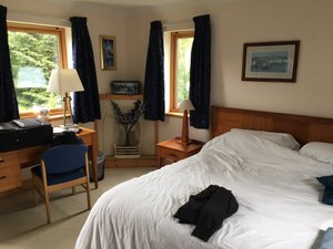Room & Suite