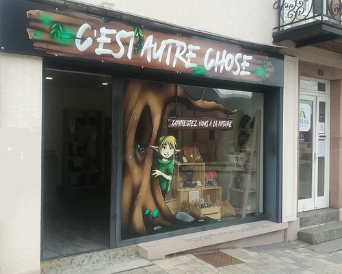 Boutique de souvenirs sur 120m2 avec son espace peluches INEDIT dans les  Vosges - Photo de Le Chalet des Peluches, Gérardmer - Tripadvisor