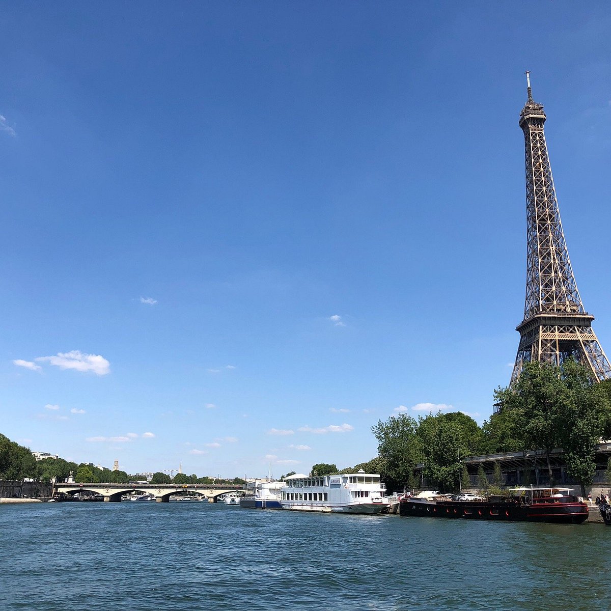Dior's Luxury Spa Cruise Sets Sail on Paris's Seine River