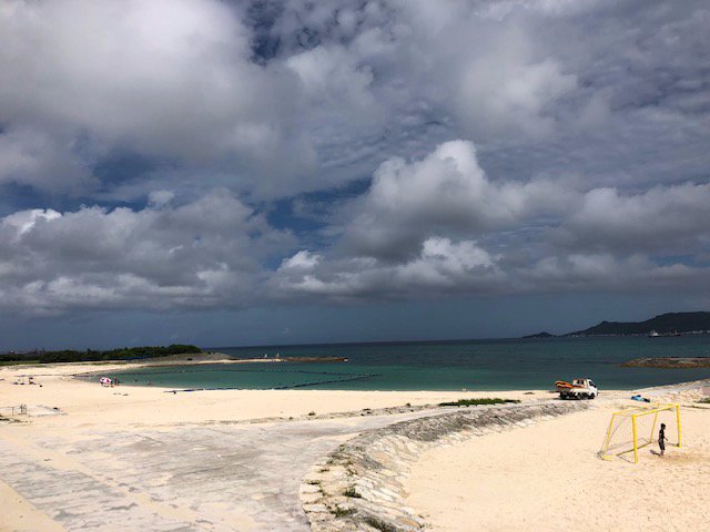 ★GOAL STUDIO★ KIRAKIRA BEACH NAMA BIRU TEECHARCOAL G4MTS70 Bar ＆ lounge The Shigira (Miyakojima, Japan): Hours