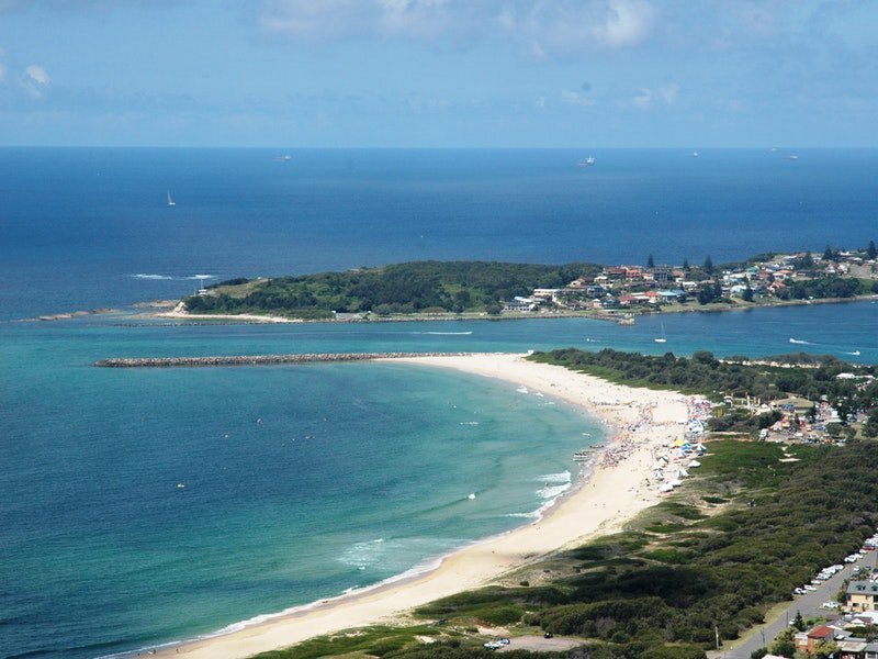 Picture of Blacksmiths Beach