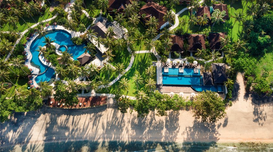 Lagoon Pool and Infinity Pool