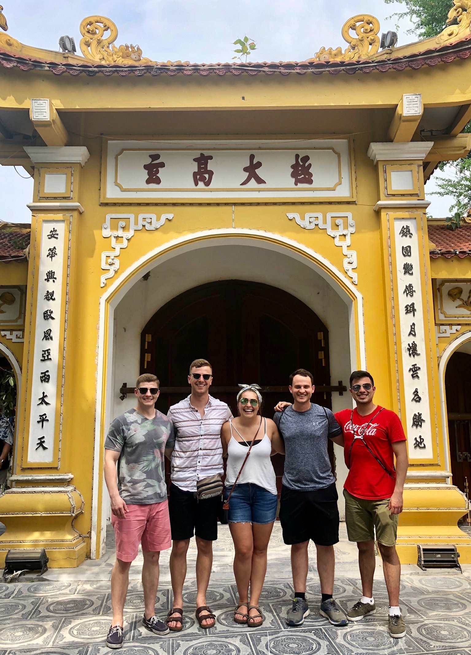 private tours hanoi