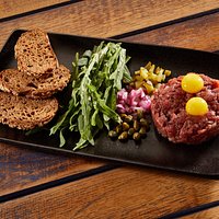 Чекаємо у Steak house "М'ясо" на найкращі та найсмачніші страви.🍴❤️
🍷Завітайте до нас по вул. Шевченка, 5.
📞Телефонуйте : 067 35 01 828