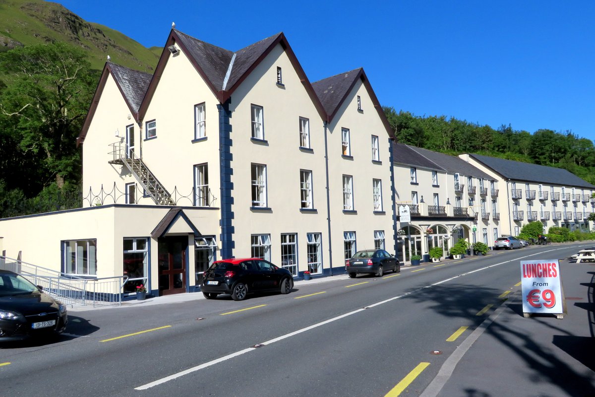 Leenane Hotel Bar or Lounge: Pictures & Reviews - Tripadvisor