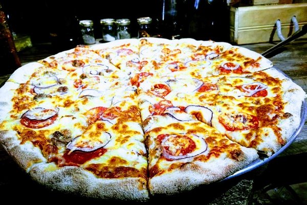 List of Top Pizza Outlets in Bhavanipuram - Best Pizza Places near