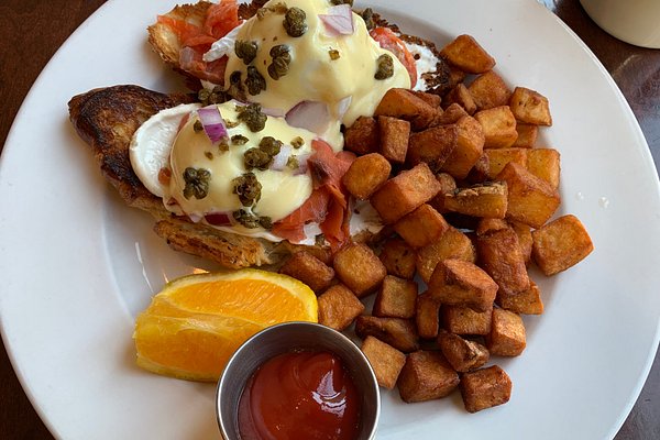 Must-Try Brunch Spots in Victoria, BC