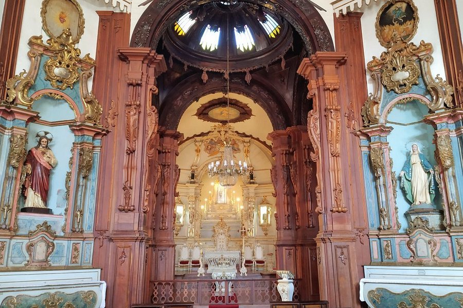 Igreja Matriz de Nossa Senhora do Montserrat image