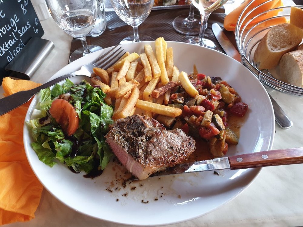 Le Bistrot De Roussillon Руссильон фото ресторана Tripadvisor