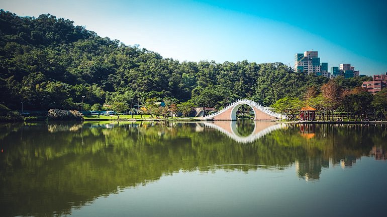 Dahu Park image